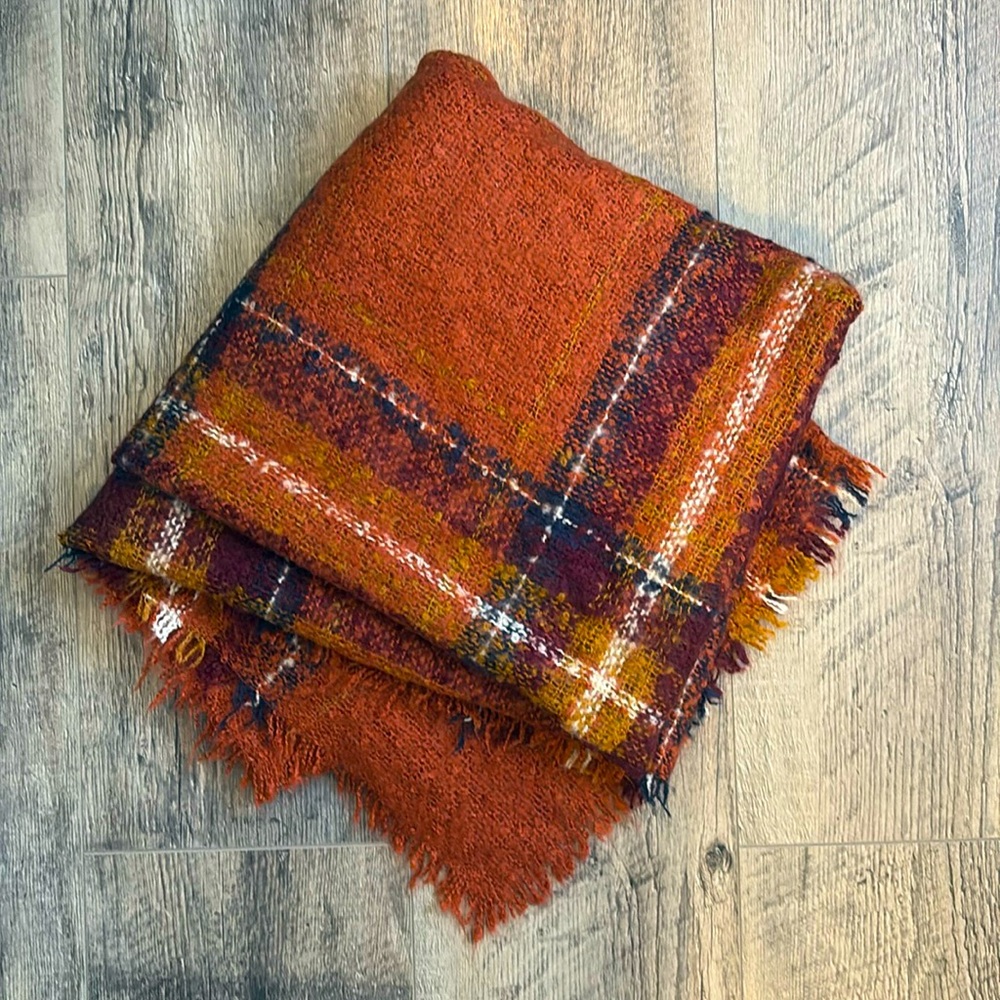 XL Plaid Blanket Scarf // FALL SHAWL